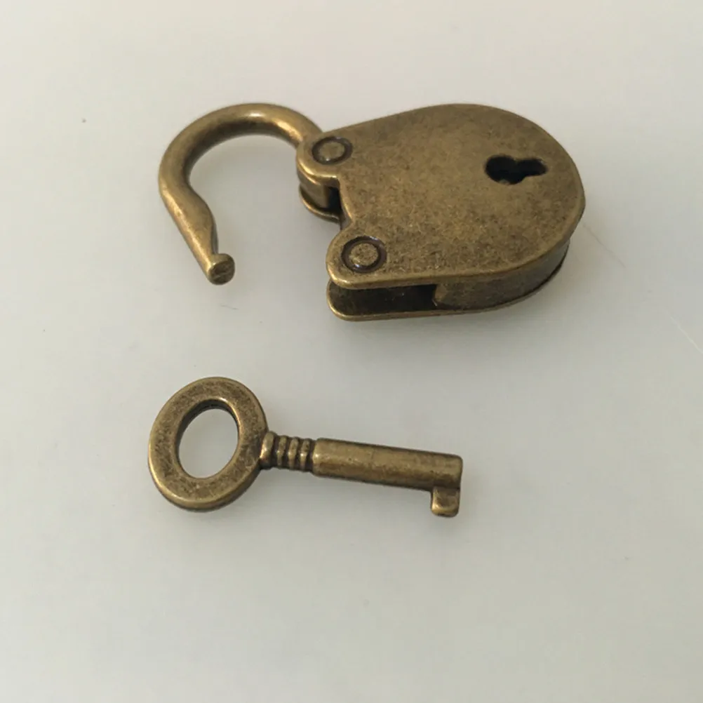 2Pcs Stylish Vintage Padlock Zinc Alloy Rustproof Smooth Surface Lock with Key for Jewelry Case Drawer Cabinet Small Box Latch