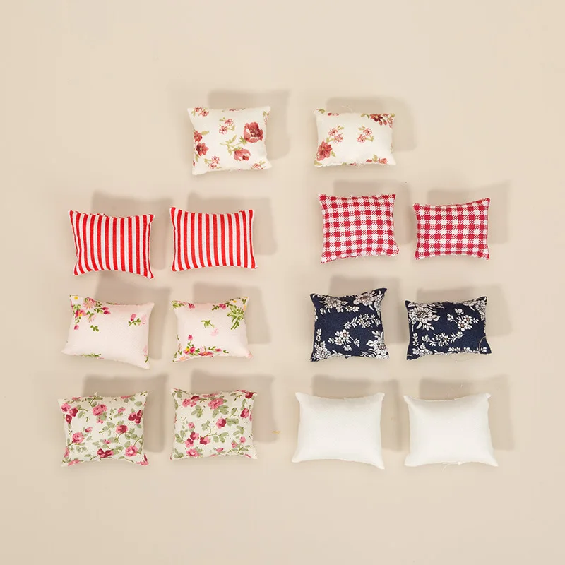 

Mini Sofa Pillow Cloth Floral Pillow Dollhouse Miniature Furniture Model Fabric Pillows Figurines Home Decor Doll Accessories