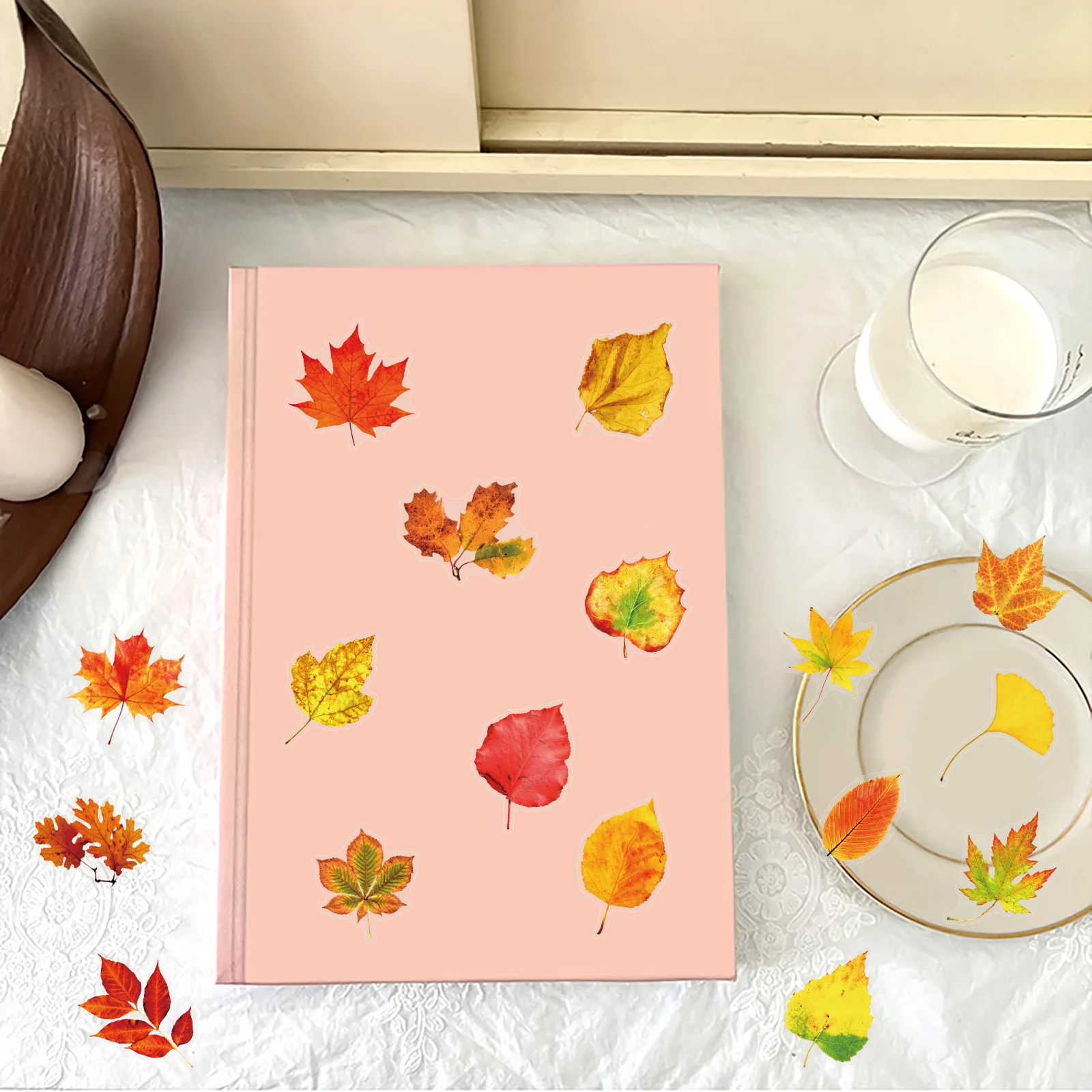 สติกเกอร์ใบเมเปิล 50 ชิ้น แบบใส PET กันน้ำ สำหรับตกแต่งสมุดโน้ต DIY สไตล์ส่วนตัว
