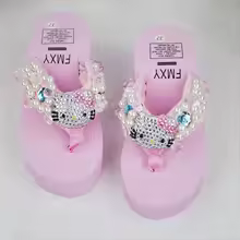 Sanrio Hello Kitty Soft Flip Flop Sandals Y2k Beach Slides Shoes Women Kawaii Casual Wedge High Heels Platform Slippers Ladies