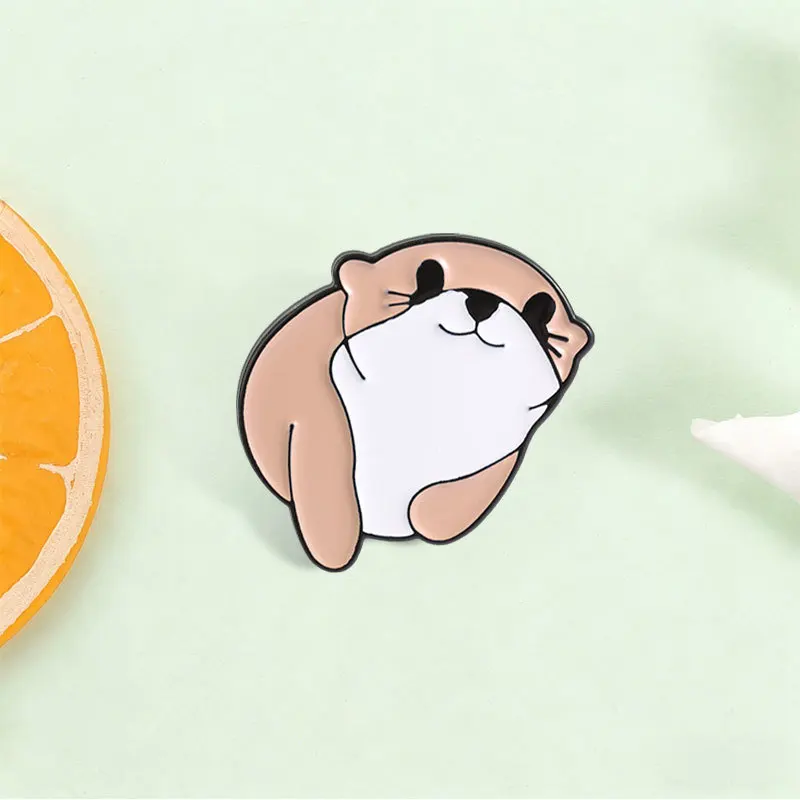 Cute Cartoon Animal Tilting Head Otter Brooch Pin Casual Commute Metal Badge Decor Gift Pins for DIY Clothing Bags Accessories