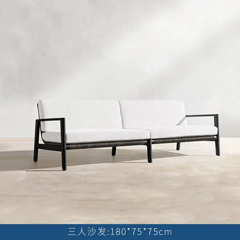 أريكة فيلا من خشب الساج الراقية في الهواء الطلق، كرسي أريكة من الخيزران غير الرسمي، أريكة معدنية مقاومة للماء في الفناء