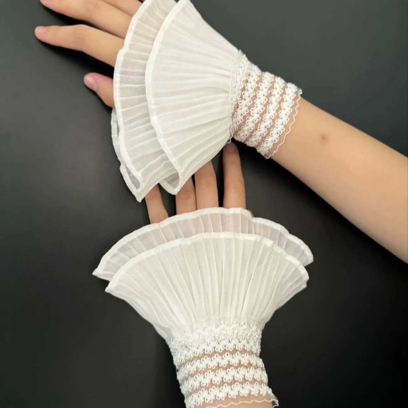 Fashion All-match Ruffle Fake Sleeve Pleated Sun Protection False Cuffs Lolita Lace Cuffs Wedding Dress Accessories