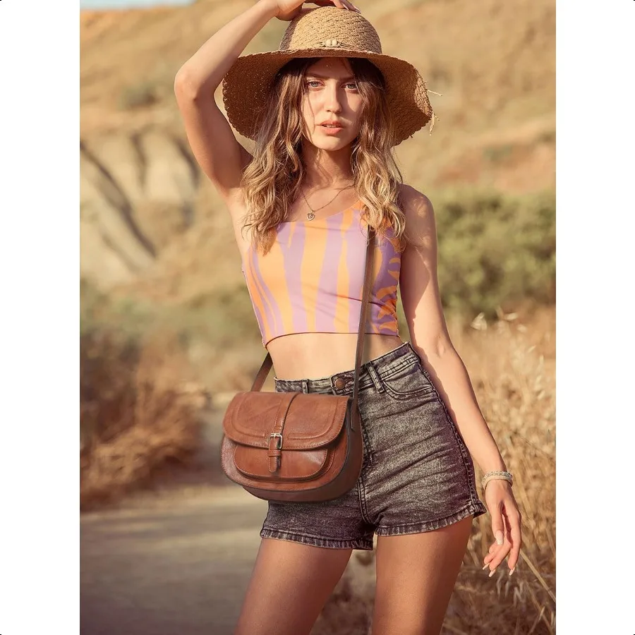 AFKOMST กระเป๋าสะพายข้างสําหรับผู้หญิงกระเป๋าอานขนาดเล็กและกระเป๋าถือ Boho Cross Body หนังมังสวิรัติ