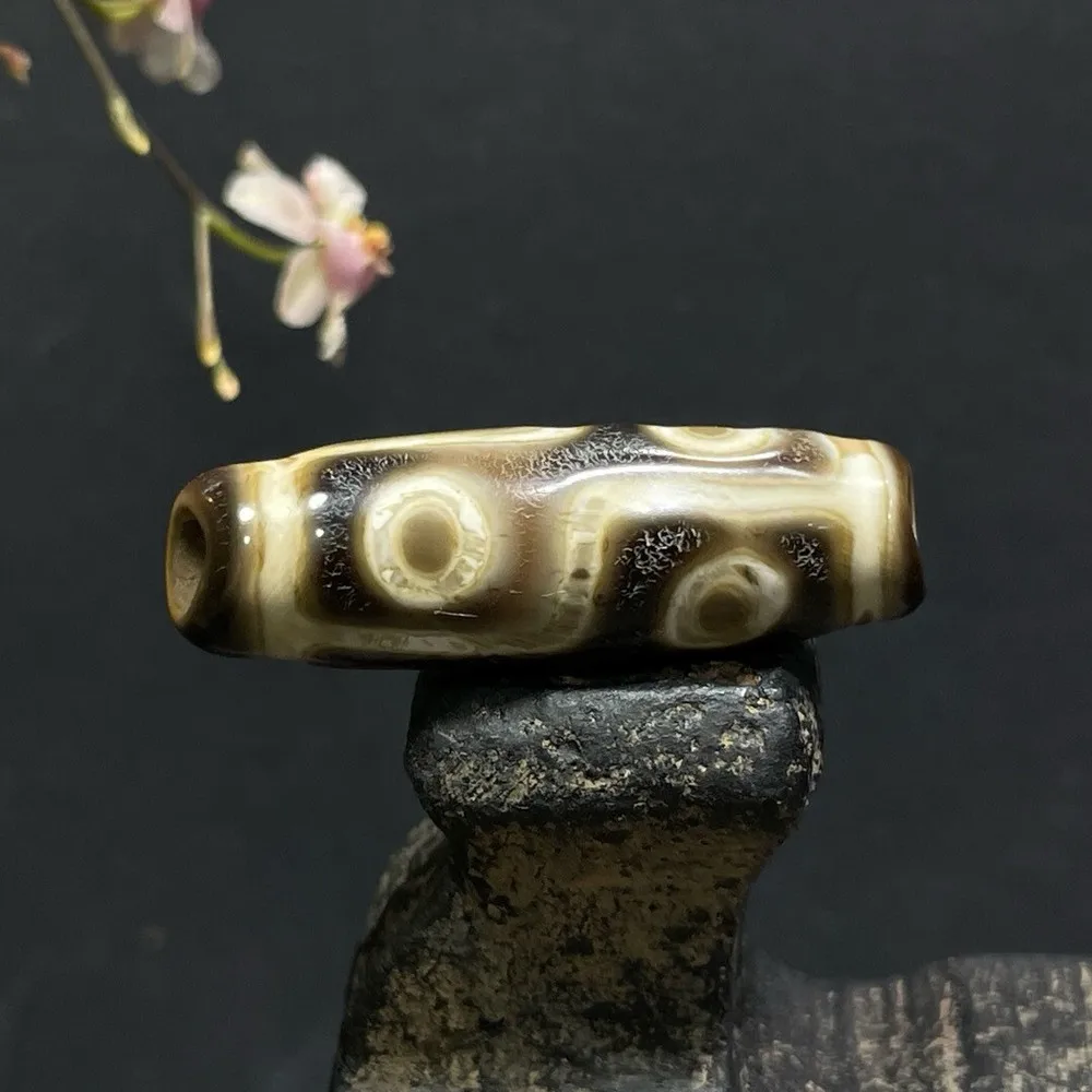 Tibetan Nepalese Himalayan Ancient agate Old Dzi Talisman 6 eye Beads Amulet