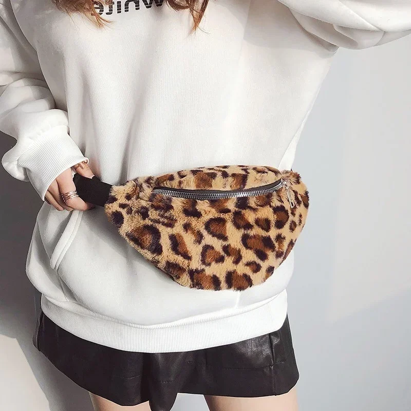 Leopard Pattern Underarm Small Bag for Women's Autumn Winter New Broadband One Shoulder Dumpling Bag Small Plush Crossbody Bag