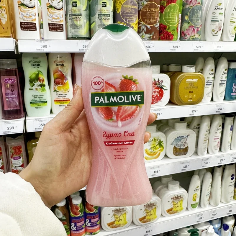 Palmolive Strawberry Body Wash, Russian Shower Gel for Deep Nourishing & Gentle Exfoliating, 250ml