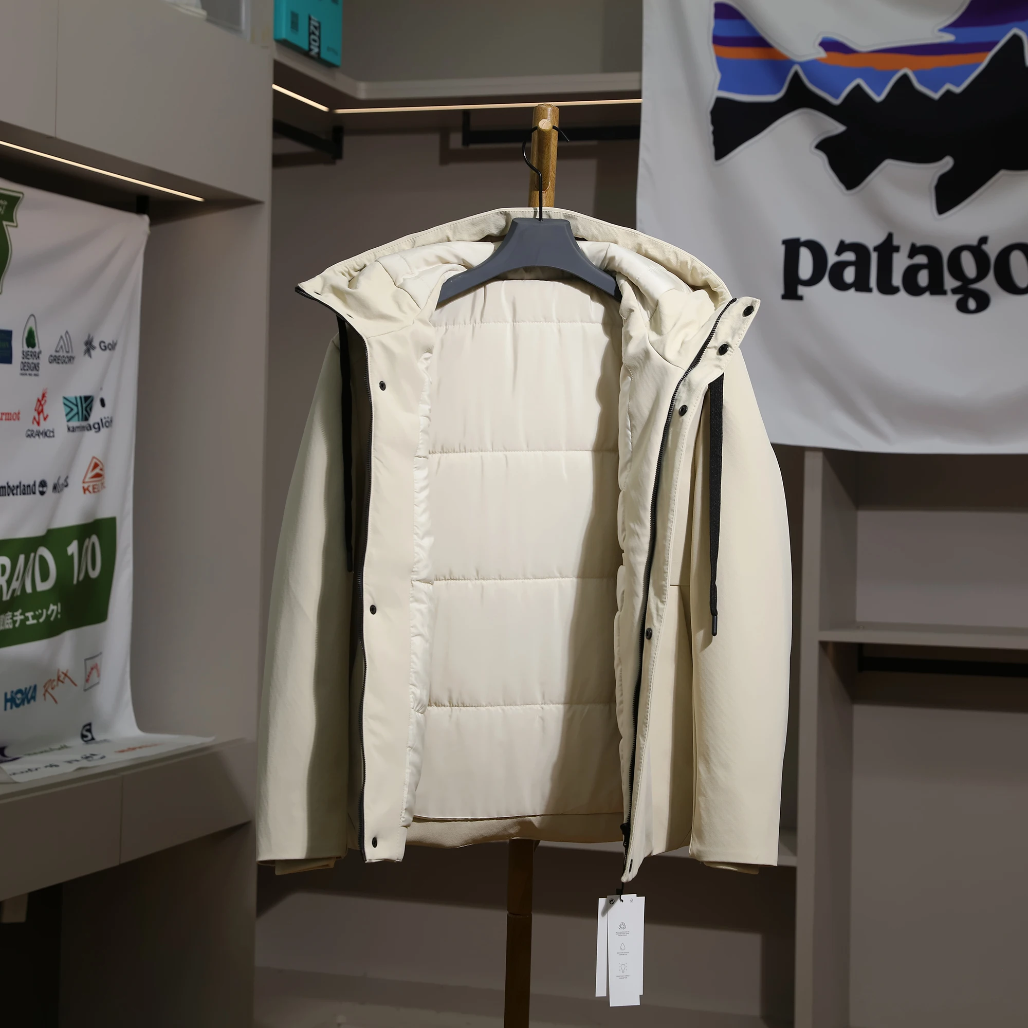 

Men's Thiened Outdoor Cotton Jaet Winter Warm Hooded Coat Regular Length Faion Urban Sle Basic Mass Appeal