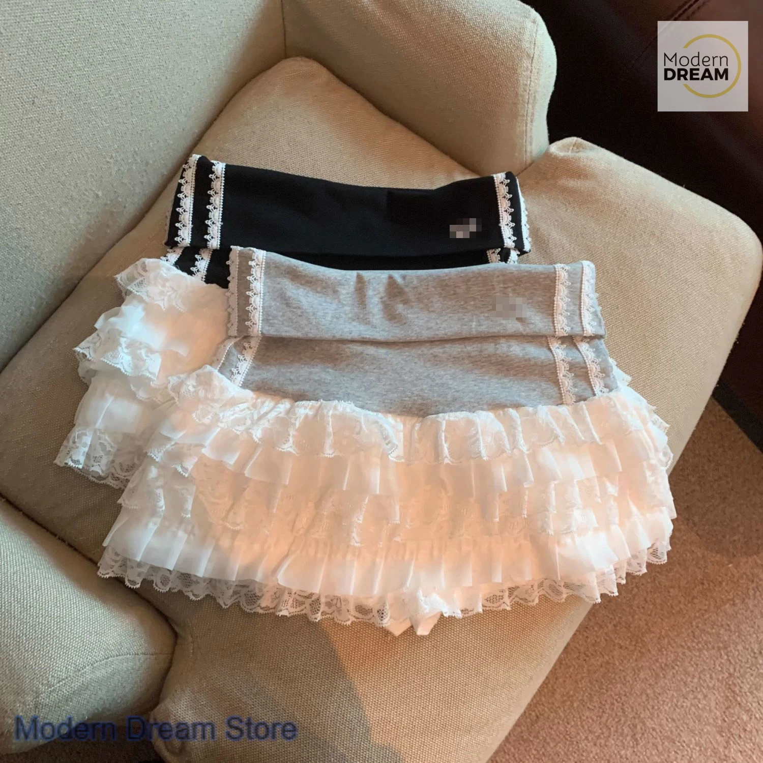 Korean ballet Kaze Jun wants sexy lace stitching cake skirt female spring and summer unique and beautiful short hip skirt.
