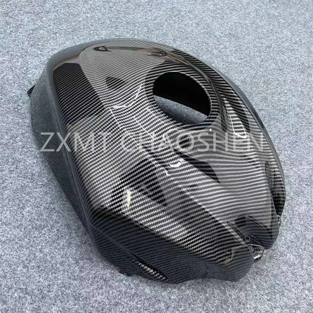 

The ABS fairing is suitable for the fuel tank cover of the motorcycle GSXR1000 K9 from 2009-2016 09-16 with carbon fiber paint