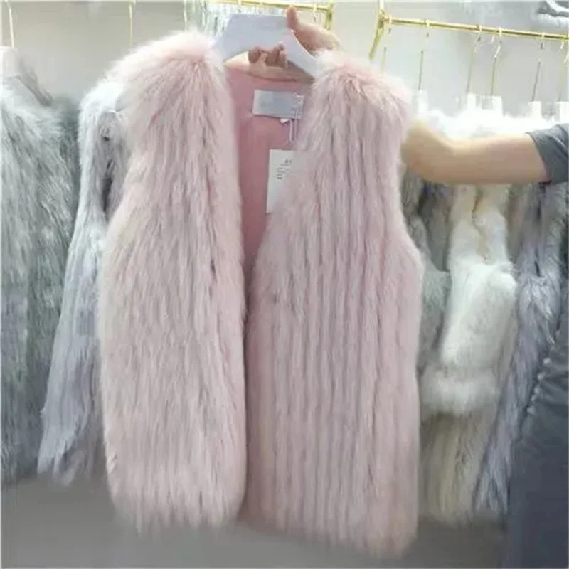 2025 Autunno Inverno Gilet di pelliccia da donna Nuova imitazione di pelliccia di volpe Medio a lungo Pelliccia Un gilet Gilet senza maniche femminile Cappotto cardigan allentato