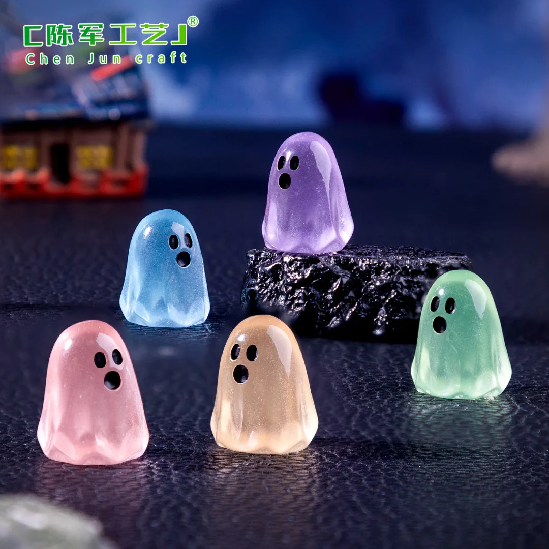 10Pcs Luminous Mini Ghost Ornaments Halloween DIY Decoration Accessories Nightlight Figurines for Micro Landscape Scene Layout