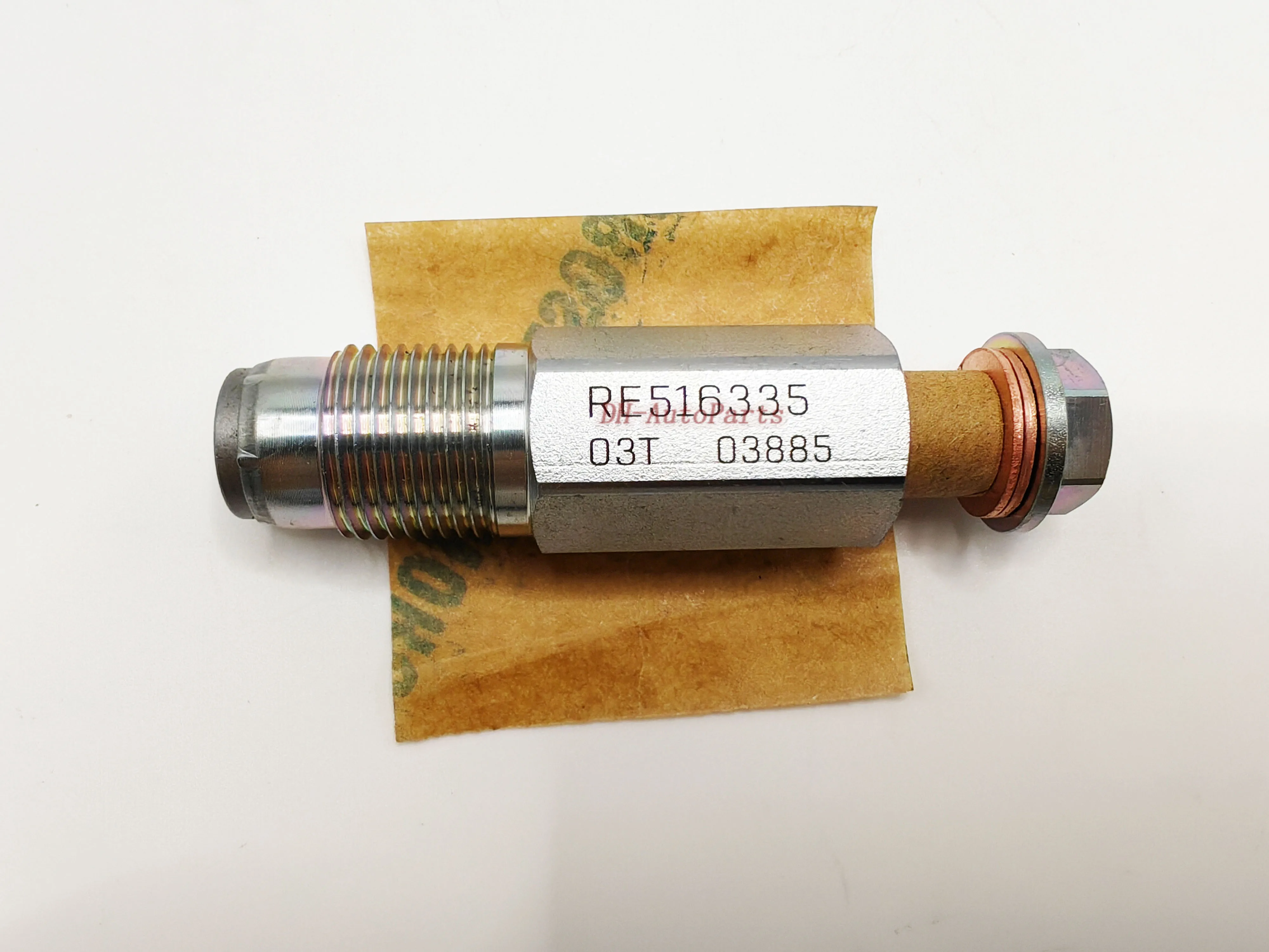 RE516335  NEW Fuel Pressure Relief Valve for John Deere  210K 210LJ 310J 310K 310SJ 310SK 315SJ 315SK 410J 410K 710J 710K