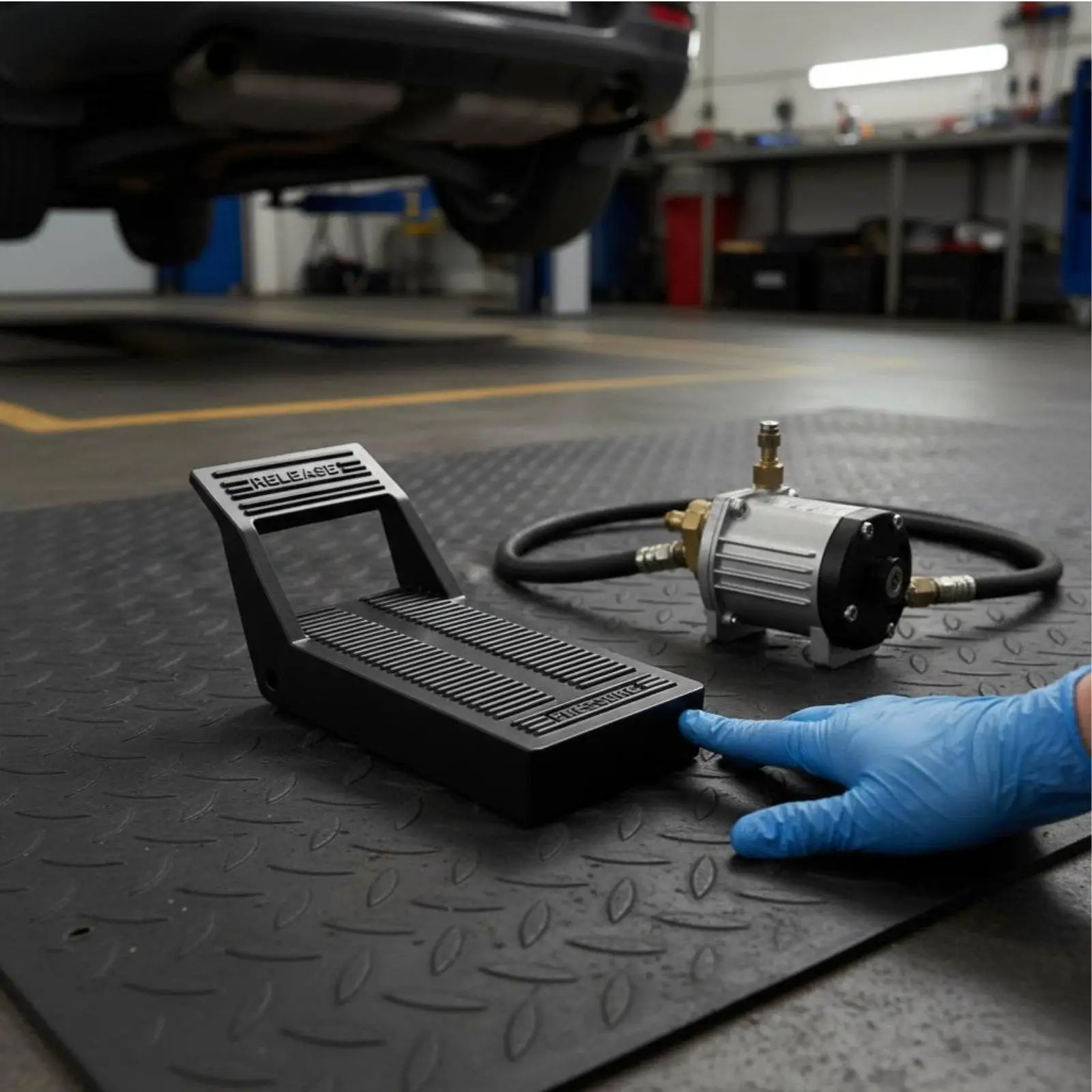 Car Auto Foot Hydraulic Pump Pedal Aviation Aluminum Durable Foot Switch for Vehicle Frame Work
