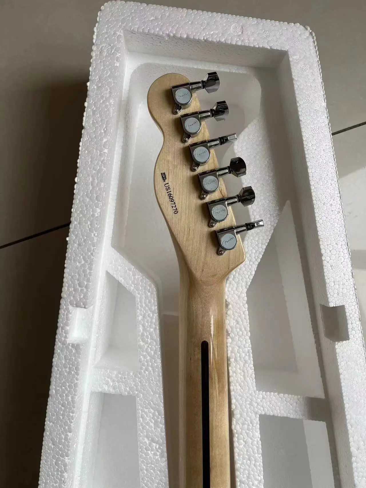 Tele Electric Guitar，mahogany Body， Rosewood Fingerboard Chrome Hardware High Quality Guitarar  VGDSFVASVFA