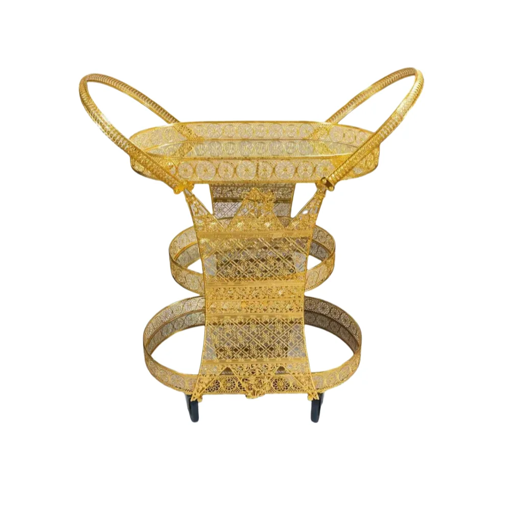 

2025 Luxury Pushcart Trolley in Gold Heart-Shaped Crystals Steel Iron Material for Bars Hotels Kitchens Laundries Dining Rooms