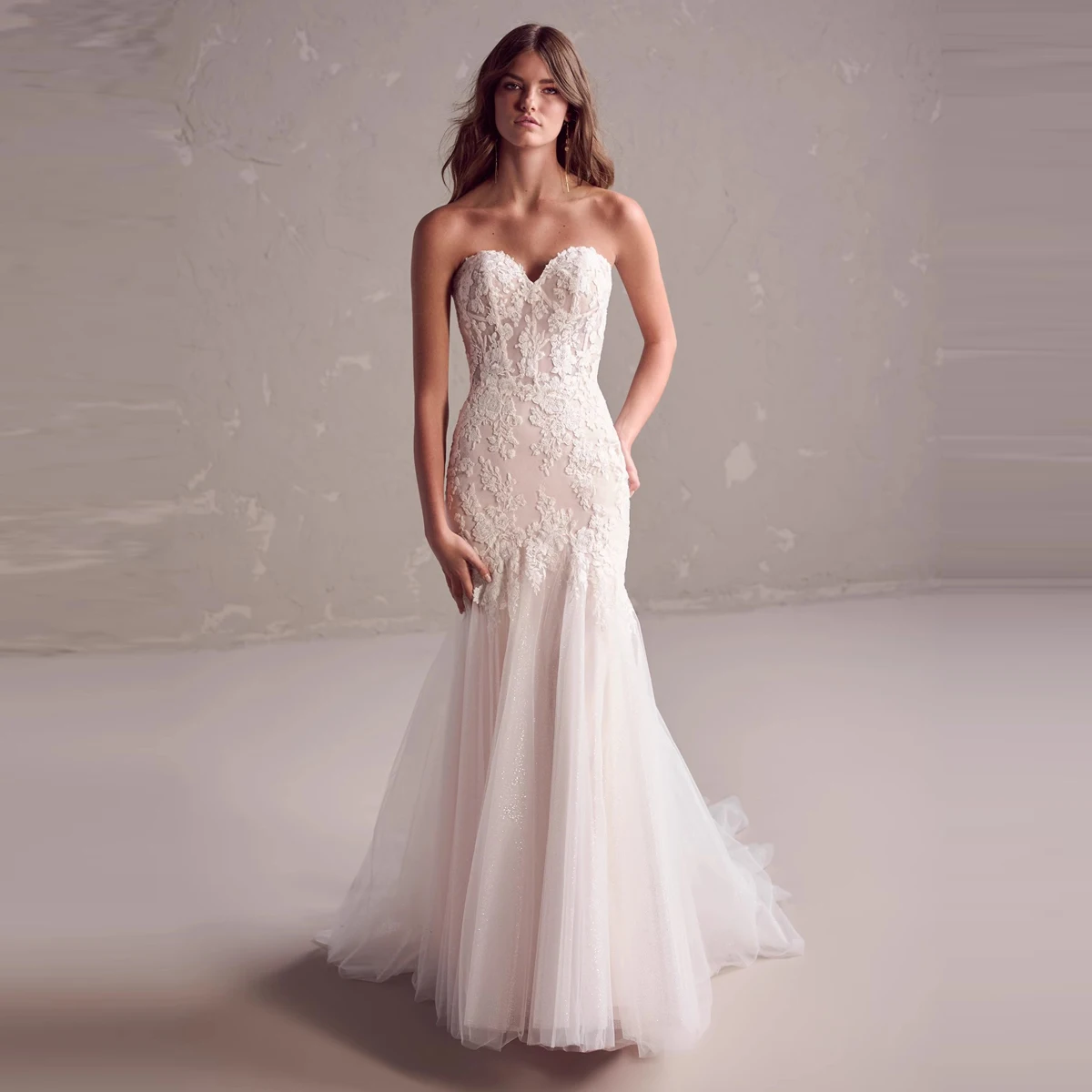 

Mermaid Wedding With Long Train Lace Appliques Dress For Women Strapless Slim-Line Sweetheart Sleeveless Vestidos De Novia