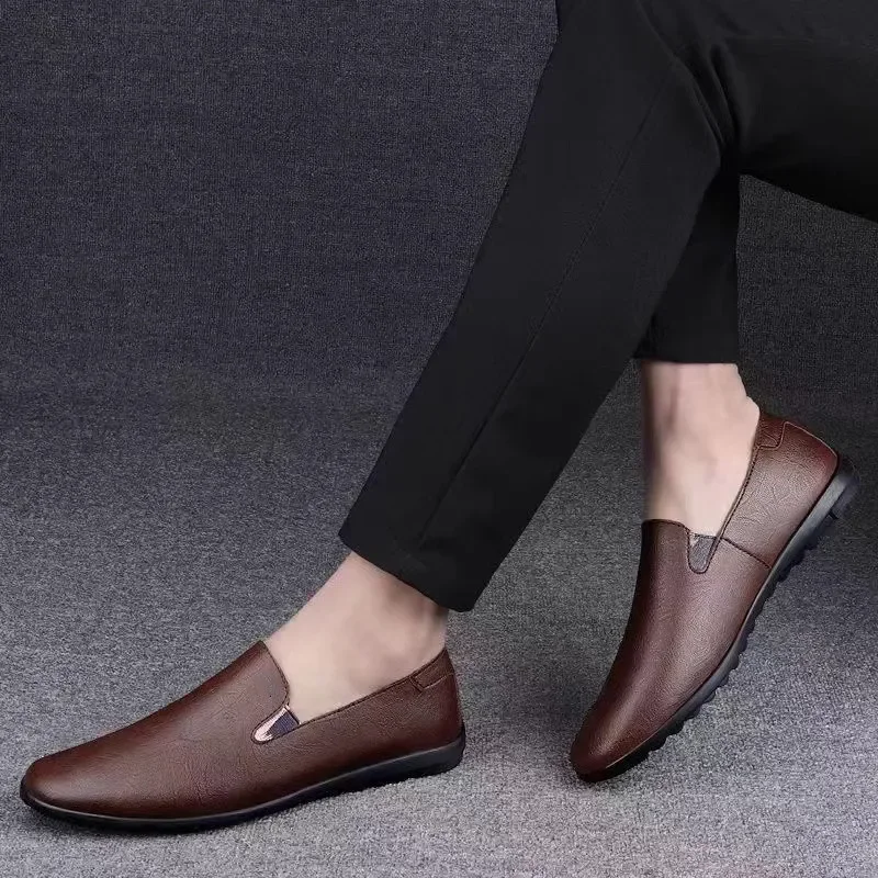 Leather Men Casual Shoes Luxury Brand Soft Italian Mens Loafers Moccasins Breathable Slip on Lazy Driving Shoes Plus Size 37-47
