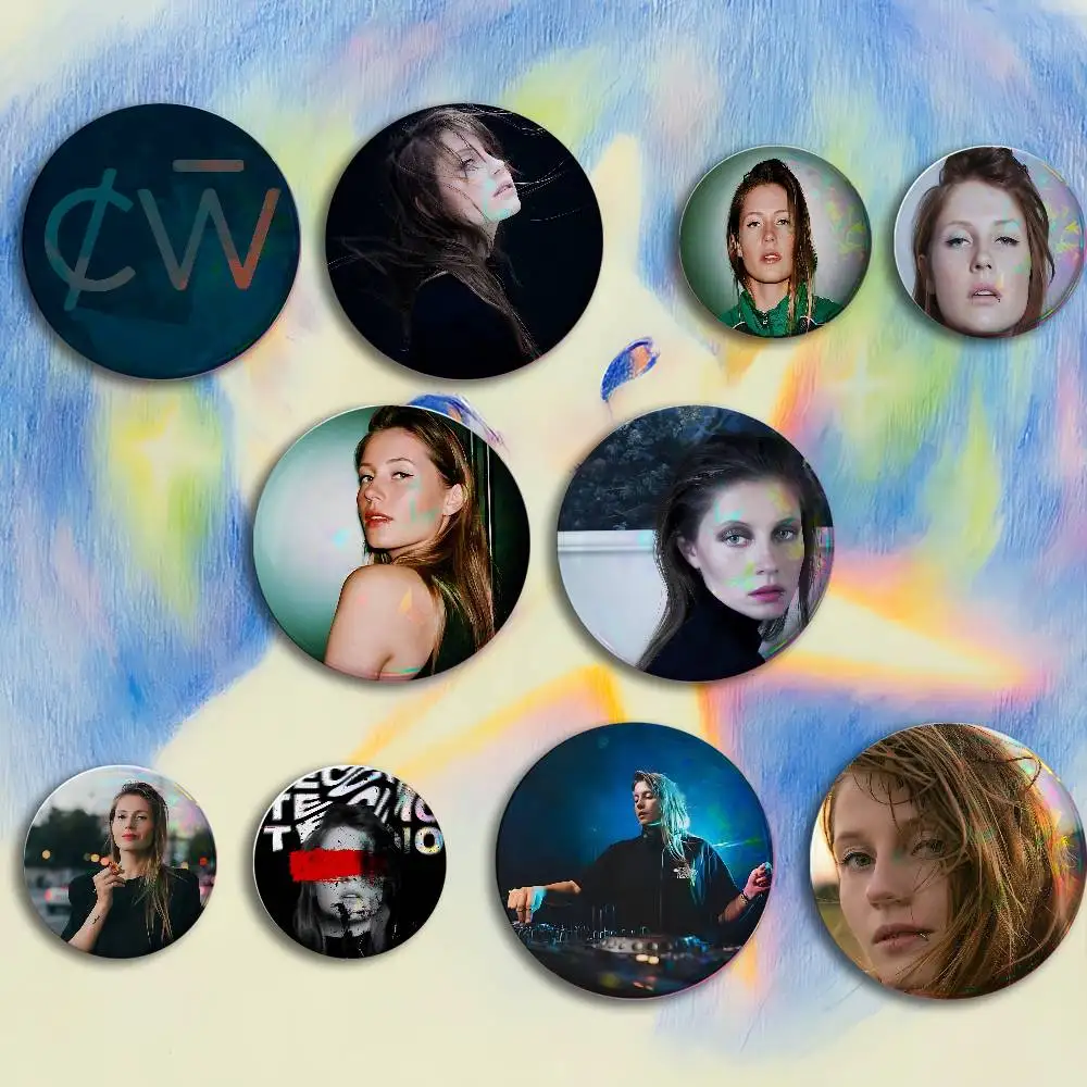 C-charlotte de witte Button Pin Single Pack Anime Merch for Ita Bags Badge Collectible Buttons