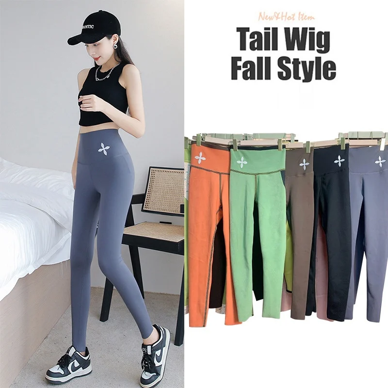 

Новые зимние леггинсы 2025 года с вышивкой, из флиса, для йоги, женские, облегающие, с эффектом подтяжки ягодиц, базовый слой, модные, с высокой талией, длинные