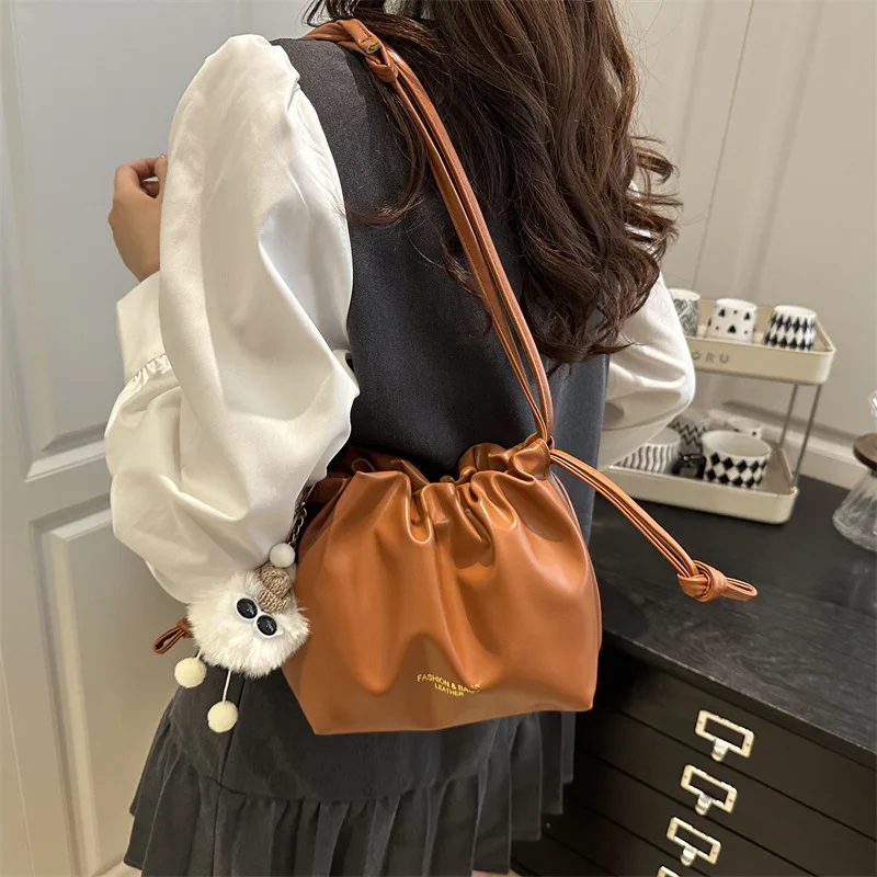 

Summer new niche pleated bag for women 2025 summer casual and simple cross-body bag trendy and fashionable cloud bag