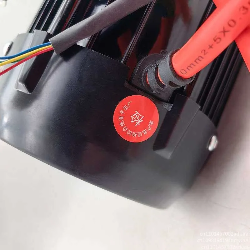 Brushless motor electric tricycle rear axle four-wheeler differential motor is fast and universal