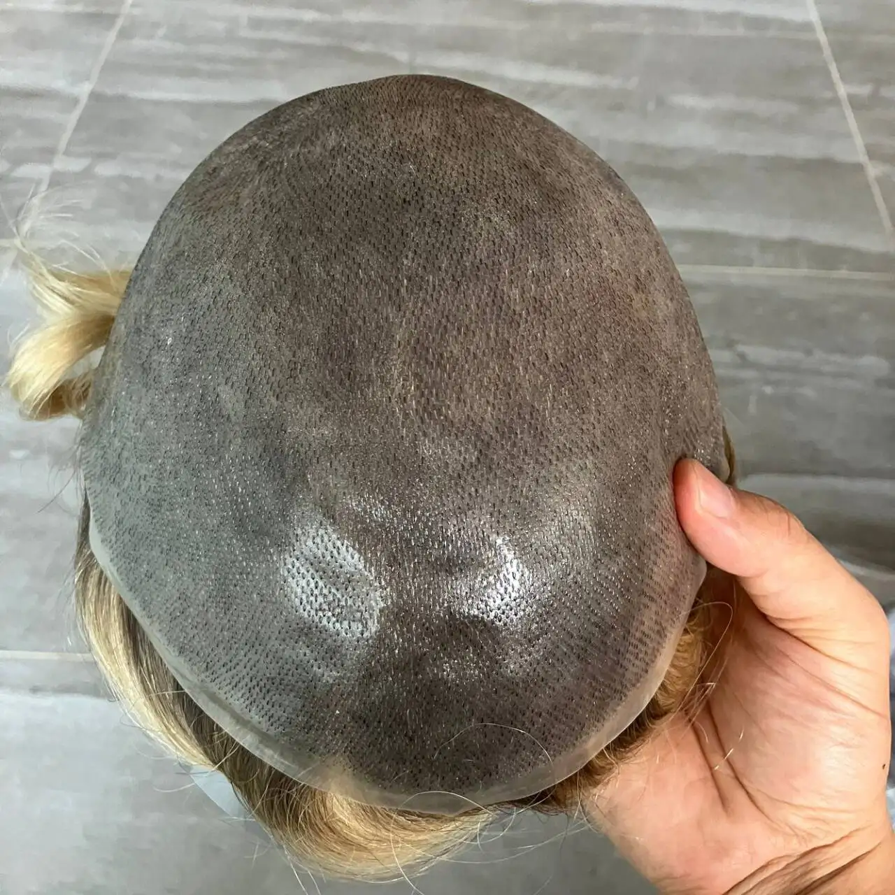 4T613# Ombre Blonde 30mm Wave Natural Straight Super Natural Hairline Undetectable Vloop Mens Toupee 0.06mm PU Human Hair Pieces