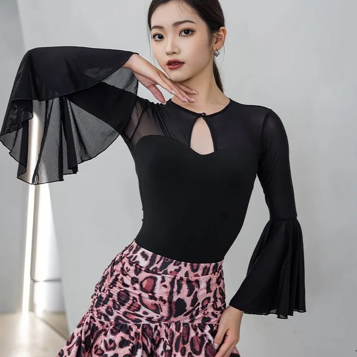 

Long Sve T-irt Yoga Onesie Women's Me Paneling Bell Sve round Ne Latin Dance apewear Classical Dance Top