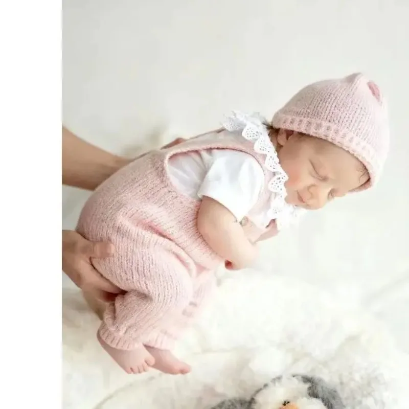 20-Inch Lifelike Cute Soft Princess Reborn Doll Full Body Fashion Suit Toddler Realistic Newborn Doll