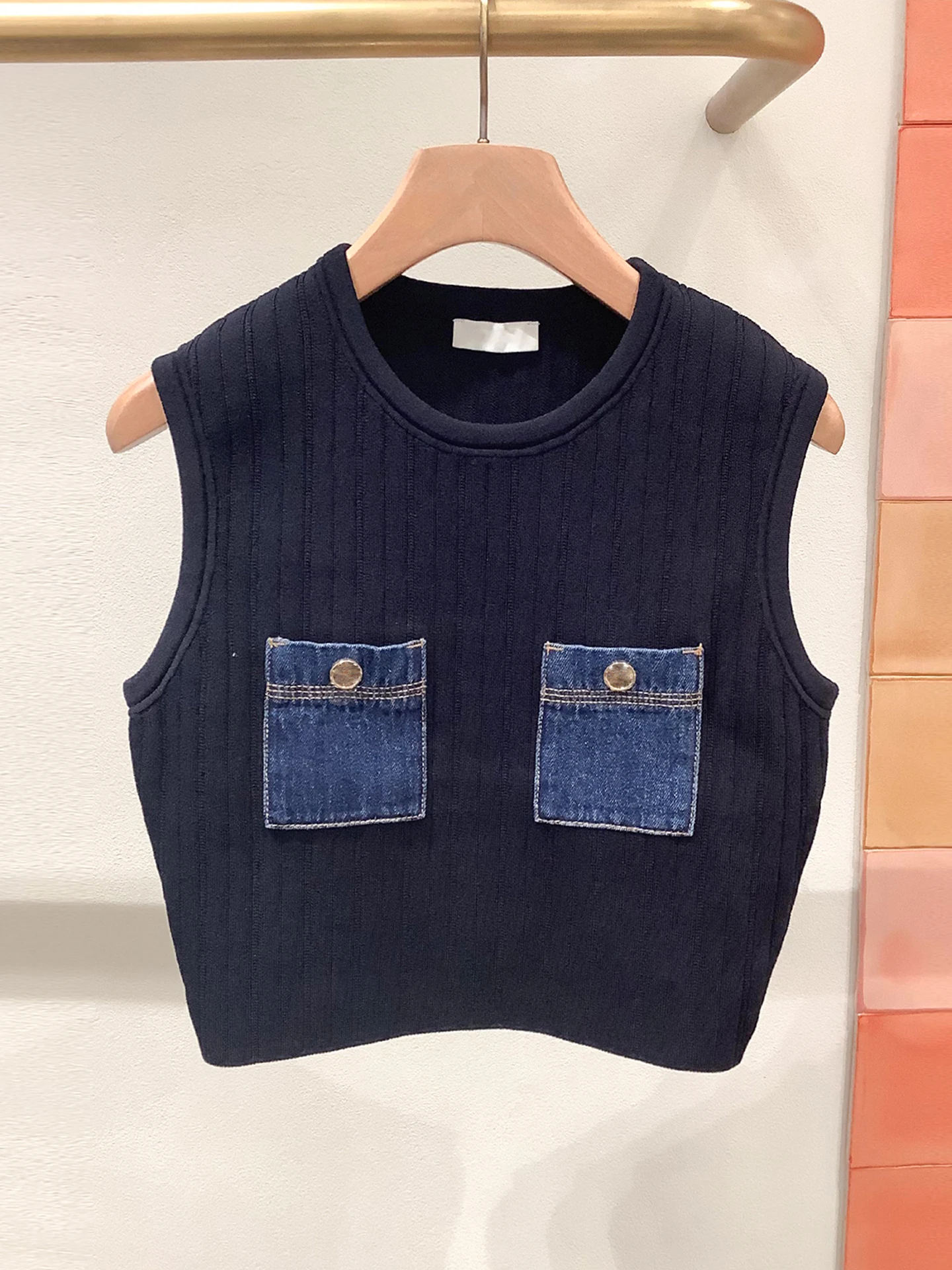 

High-End Women's ort Knitted Vest Top Denim Sle Faionable Commute Sle Regular Fit Single Piece Chinese Production