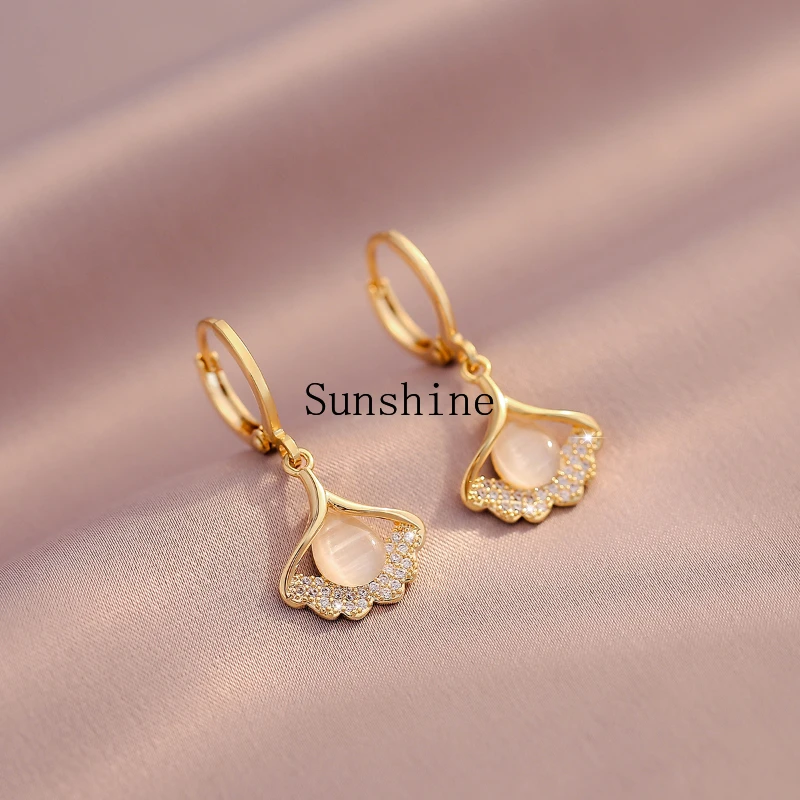 opal ginkgo biloba earrings, high-end light luxury design earrings.