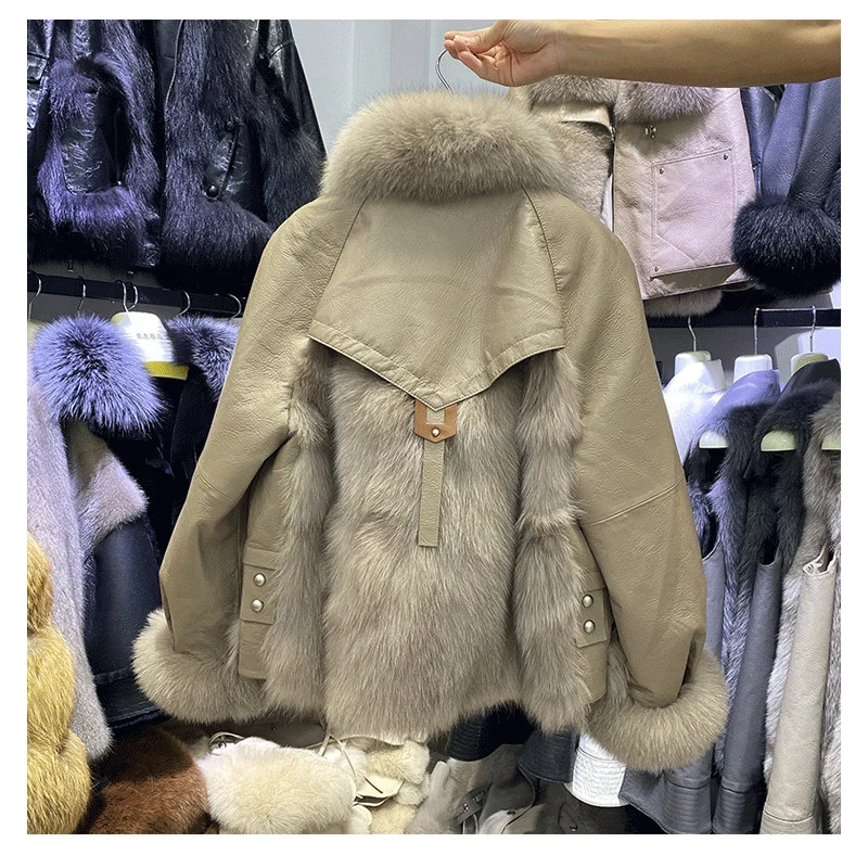 Leather Real Fur Stitching Genuine Fur Coat Women 2023 Autumn Winter New Fox Fur Jacket Square Collar Coat Streetwear Women