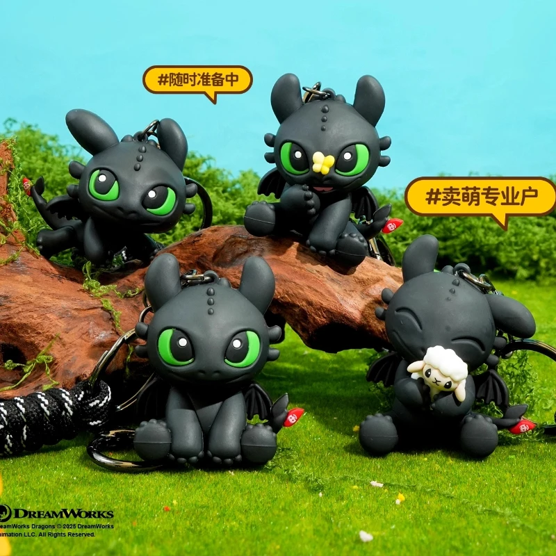Authentic Dragon Taming Master Flying Toothless Boy Keychain New Bag Pendant Small Accessories Car Keychain