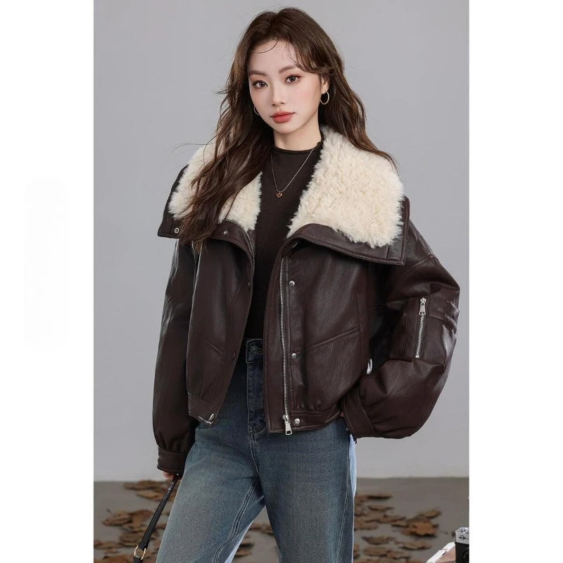 เสื้อแจ็คเก็ตพาร์กาขนเป็ดสั้นคุณภาพสูง ดีไซน์สวยทันสมัย สไตล์วินเทจ ทรงหลวม ปกหนังขนาดใหญ่ สำหรับผู้หญิง
