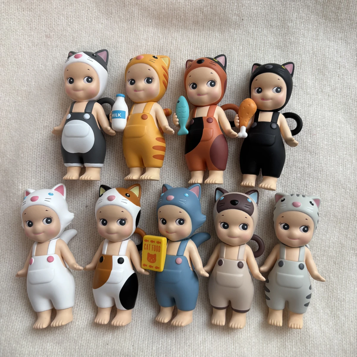 

Sonny Angel Mini Figure Cat Life Series No bag No box Blind Box The pink lucky cat is very cute SAS65857