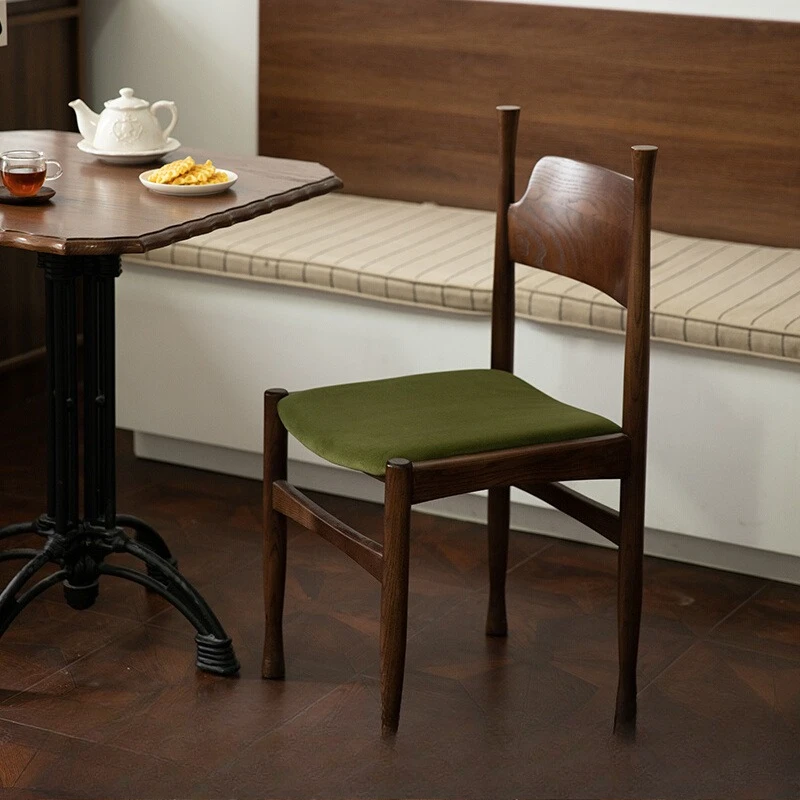 

Solid wood dining chair French medieval light luxury restaurant coffee shop soft bag casual backrest chair