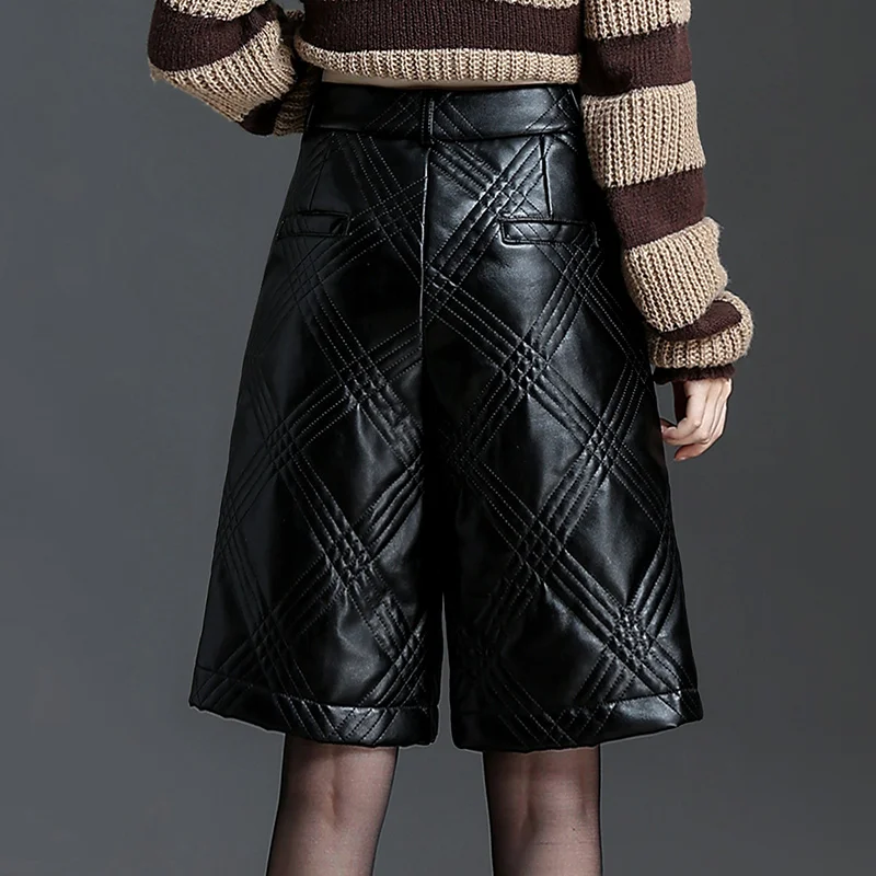 ZUZK Black PU Leather Thick Bermuda Shorts For Women Winter Warm Long Shorts Motorcycle Punk High Waist Bermuda Femme