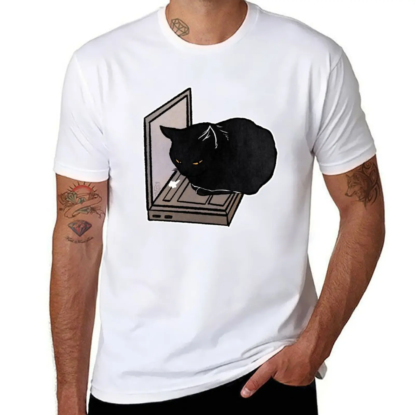 

Black Cat on Laptop Funny Black cat at Work T-Shirt men t shirt cotton 100% t shirts for man graphic vintage T-Shirt