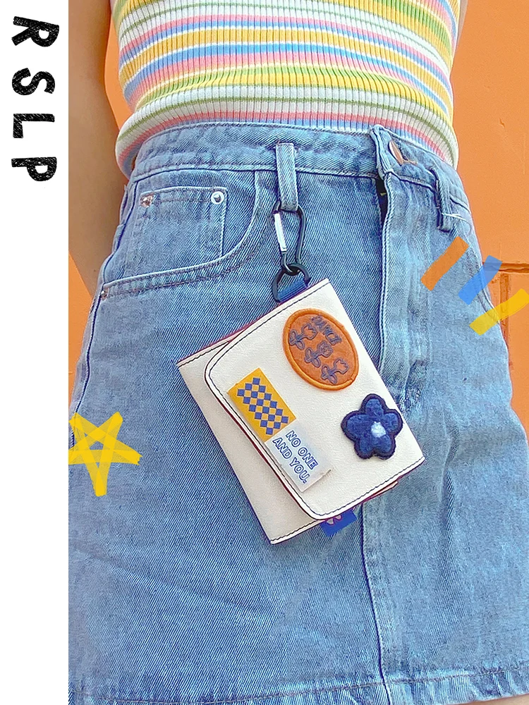 韓国スタイルのpuショートカード,複数のカードスロット,かわいい女の子の財布,飛行中の特別な興味のデザイン,3つの折りたたみ式