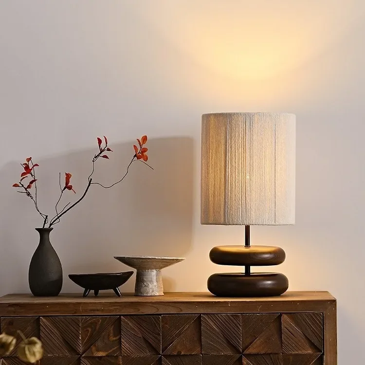 Massief houten woonkamer studeerkamer retro kleur decoratieve bureaulamp slaapkamer walnoot kleur Japanse creatieve nachtkastje lamp