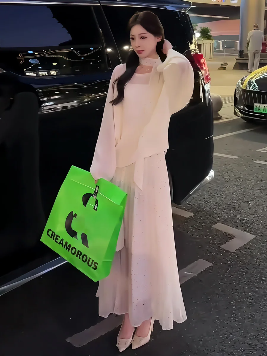 Verano 2025, Top de punto holgado con alas de murciélago para mujer con detalle de encaje, falda f, conjunto de camiseta, traje informal Faionable