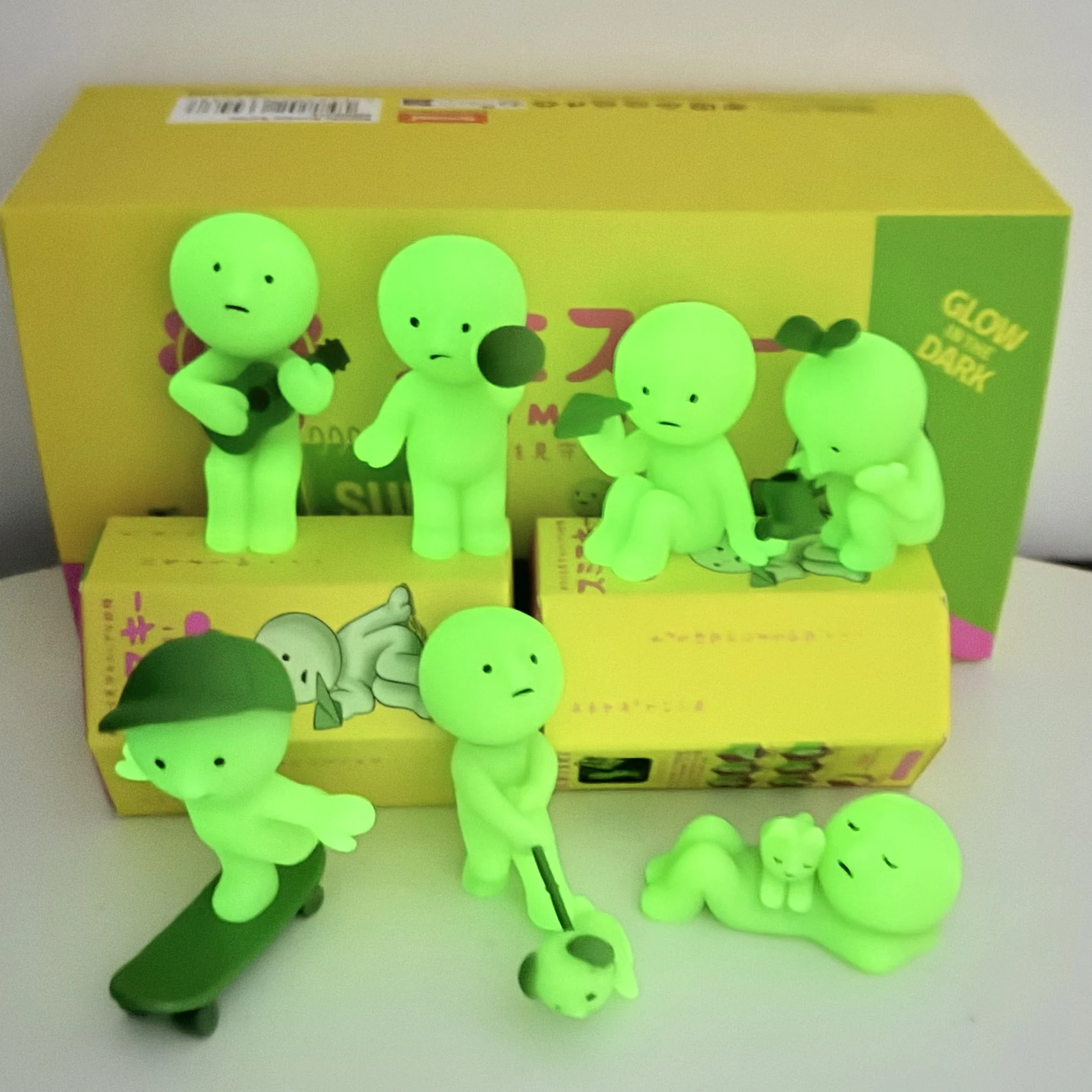 Smiski Sunday Series misterio lindo muñeca verde noctilucente figuras de acción dibujos animados escritorio caja ciega modelo regalo muñeca Juguetes