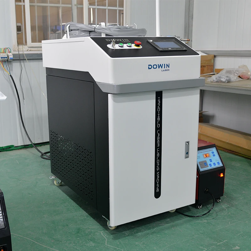 Portable 1.5KW 2KW 3KW Automatic Laser Welder Laser Welding Machine with Auto Wire Feeder.