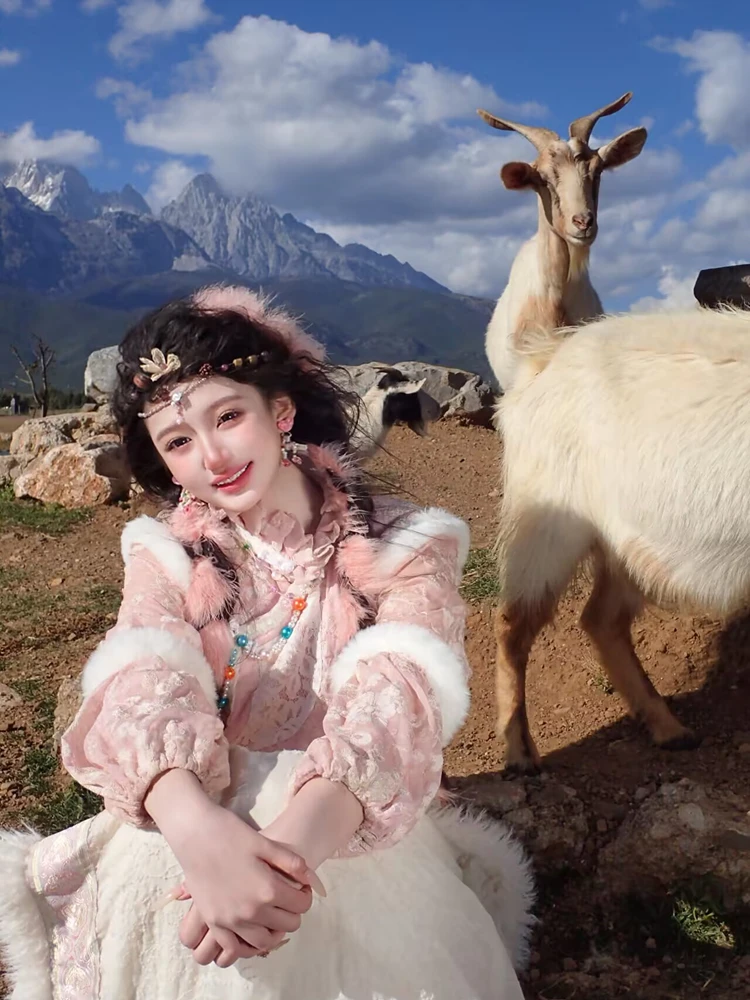 

Tibetan Women's Long Skirt Traditional Costume Photography Tour Dancewear Minority Fashion New Arrival Winter Collection