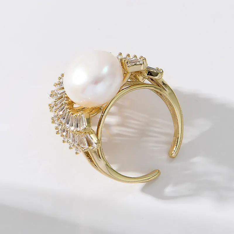 Pearl Crown Ring Female Fashion Temperament Hollow Exaggerated Geometric Gold Baroque Open Index Finger Ring  Women Rings