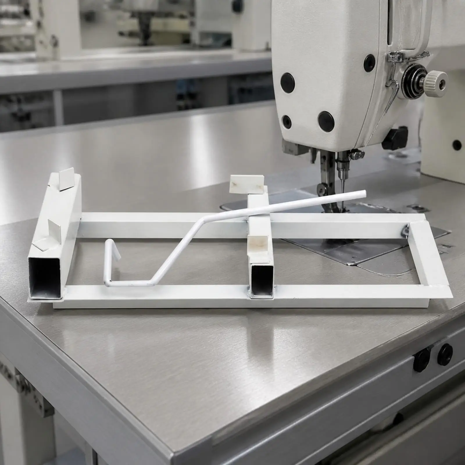 Accessoire de fixation pour ceinture, guide élastique rigide, composant de machine à coudre, robuste pour les tailleurs et les usines de confection