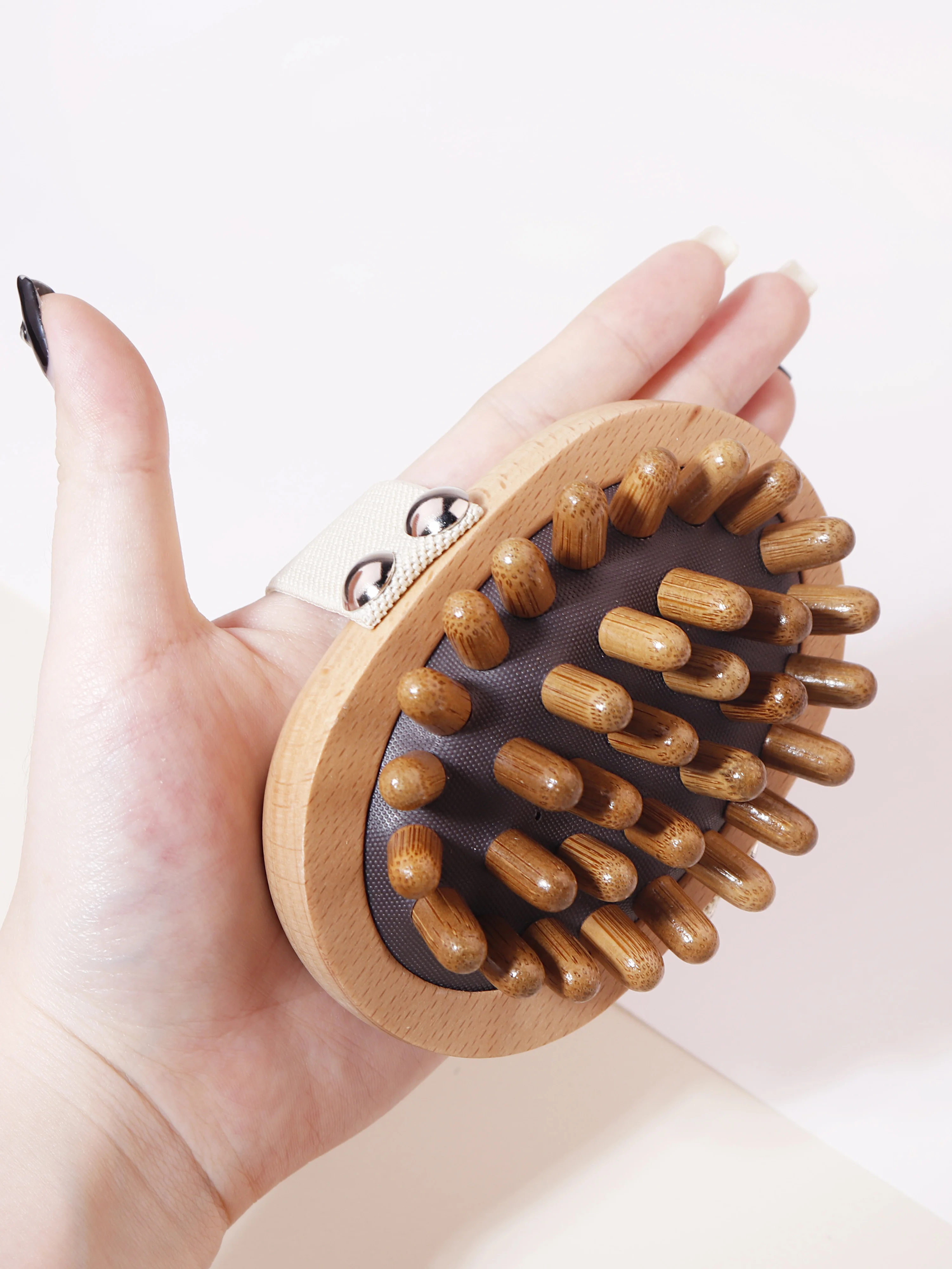 1 piece universal meridian brush, air cushion massage meridian comb, wood massage comb, full body tapper, home massage image 2