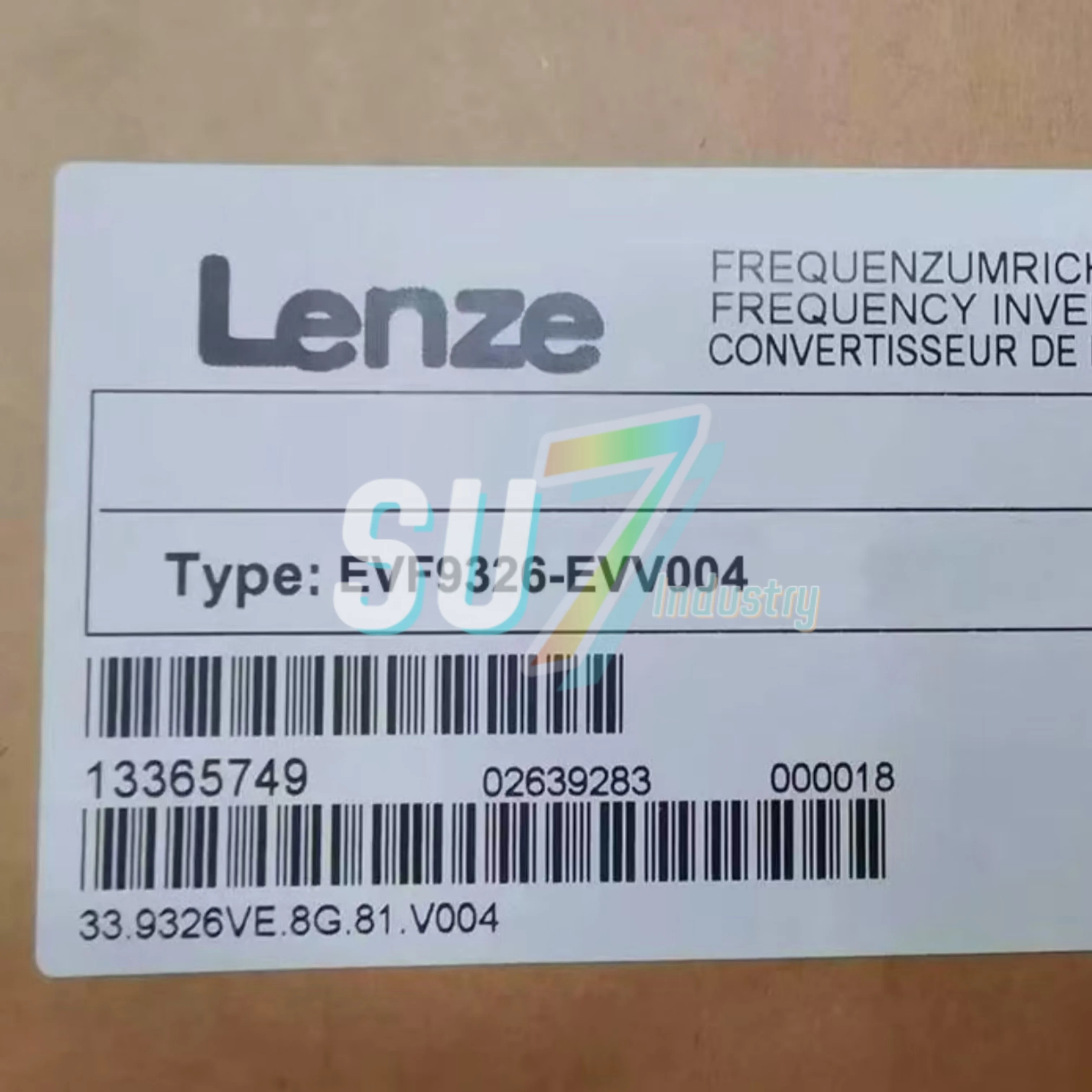 새로운 오리지널 서보 드라이버 EVS9326-ES EVS9326-EP EVS9326-ESV004 EVS9326-EPV004 EVF9326-EVV004 EVF9326-CVV003 EVF9326-CVV100