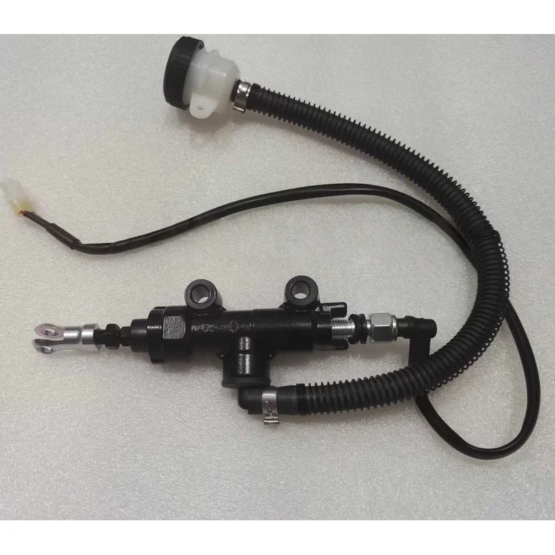 

Rear oil pump body brake pump For QJMOTOR QJ500-11A SRV500 SRV500S rear disc brake fluid brake pump, ABS brake pump