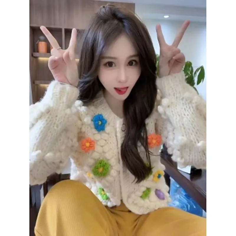 Three-dimensional Flower Handmade Embroidery Cardigan Sweater 2022 Autumn Winter Fashion Women\'s Thick Warm Knitted Coat